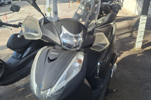 Honda, Piaggio, Kawasaki, Peugeout