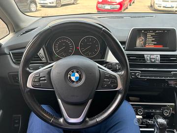 BMW Serie 2 A.T. (F45) - 2016