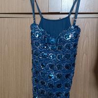 Top elegante blu con paillettes