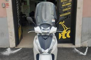 Honda SH 300 fine 2015 - PERMUTE