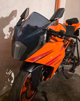 KTM RC 390 2025 (1.000km)-Tech Pack & Garanzia KTM