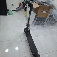 monopattino navee omologato con frecce e stop 