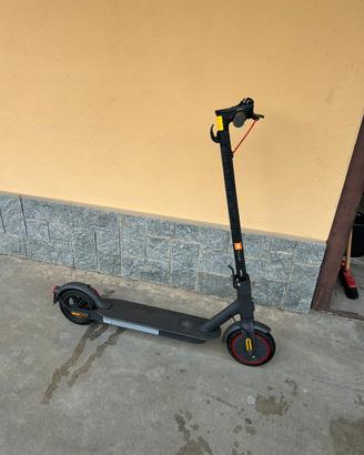 Monopattino elettrico xiaomi pro 2