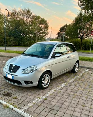 LANCIA YPSILON 1.2 benzina nepatentati