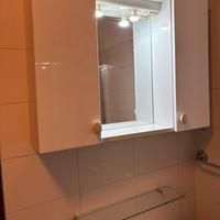 Mobiletto bagno con mensola in vetro