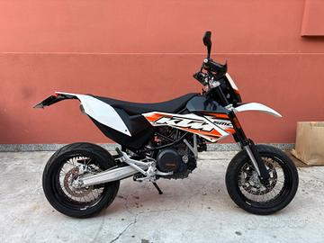 Ktm 690 SMC - 2010