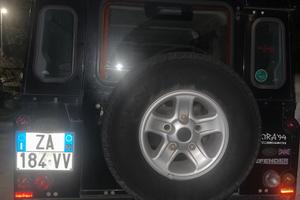 Automobile DEFENDER 7 posti