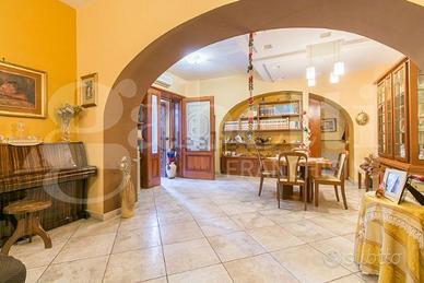 Casa Indipendente Nola [Gab018VRG]