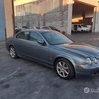 Jaguar S- Type 2008 2.7 V6 Demolita - Per Ricambi
