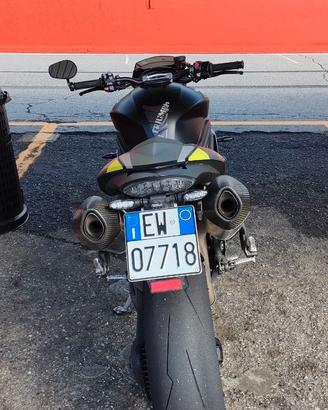 Portatarga evotech Triumph Speed triple rs 1050