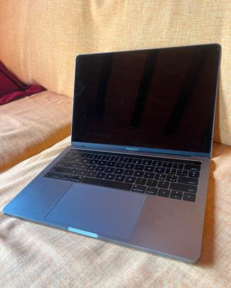 macbookpro modello A1706