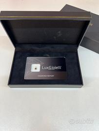 Ciondolo in oro 18k con diamante nero certificato