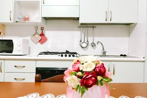 Appartamento con cortile interno e posto auto