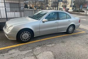 Mercedes E270 cdi w211