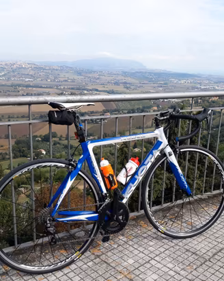 BICI DA CORSA CON  RULLI E ACCESSORI GRATIS
