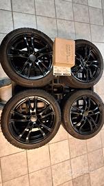 Cerchi 17'' (quattro) più gomme