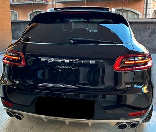 Portellone Porsche Macan
