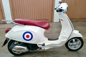 vespa primavera 150 