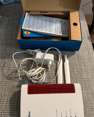 Modem Router 4G LTE Fritx!Box 6850 + antenne est.
