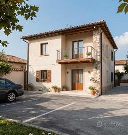 Piano terra con giardino