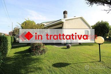 Villa singola Pozzo d'Adda [320vilpozVRG]
