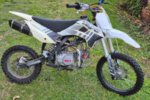 Pit-bike Kayo 140 ruote 17+14