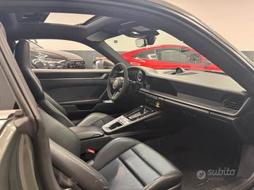 Porsche Carrera 992