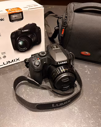 macchina fotogografica Lumix reflex digitale pro