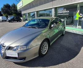 ALFA ROMEO GT 1.9 JTDM 16V Progression