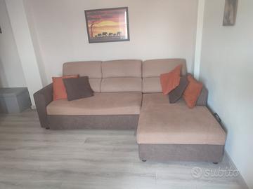 Divano letto con chaise long con contenitore