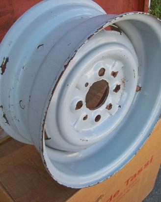 Cerchi canale rovesciato ed allargato 5,5x12 ET 15