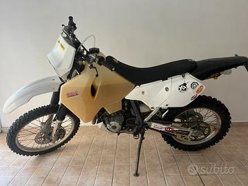 Suzuki DR-Z 400