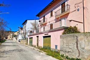 VILLA SINGOLA A FAGNANO ALTO