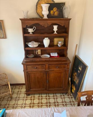 Rustica credenza  con alzata in legno massiccio