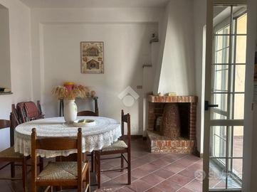 VILLA A SCHIERA A CORIGLIANO-ROSSANO