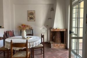 VILLA A SCHIERA A CORIGLIANO-ROSSANO