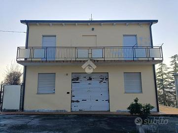 MULTILOCALE A MONTESCUDO - MONTECOLOMBO