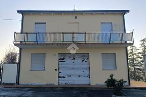 MULTILOCALE A MONTESCUDO - MONTECOLOMBO