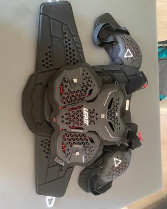 pettorina LEATT protector 4.5 taglia L/XL