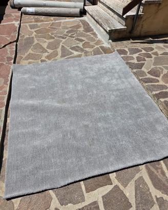 Tappeto grigio 175x160
