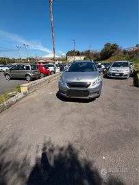 Peugeot 2008 BlueHDi 100 Allure