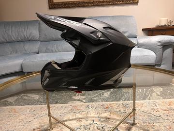 Casco AIROH