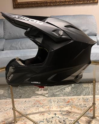 Casco AIROH