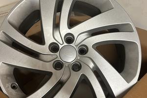 3 Cerchi in lega Discovery Sport misura 18