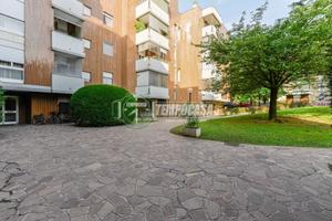 TRILOCALE RISTRUTTURATO IN ZONA SEMICENTRALE