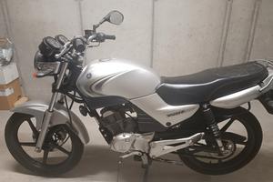 Yamaha YBR 125