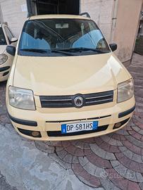 auto fiat panda