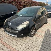 Ricambi Renault Clio 3a serie 1.2 16V 3P anno 2010