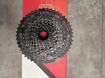 Corone Sram + pacco pignoni ethirteen 11 v. 