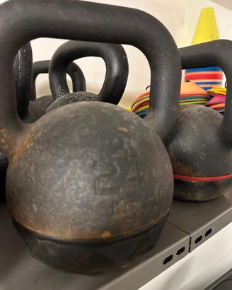 Kettlebell ghisa 24 kg - lotto 4 pezzi